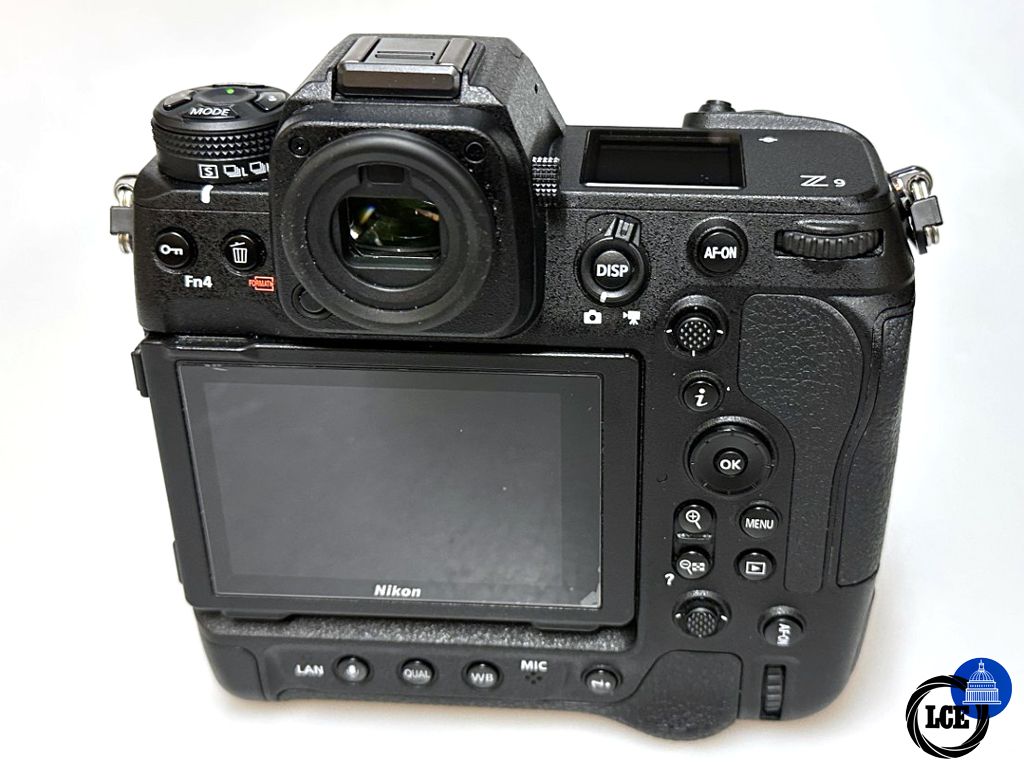 Nikon Z9 Low shutter count and spare Nikon Battery - reduced from 4199.99