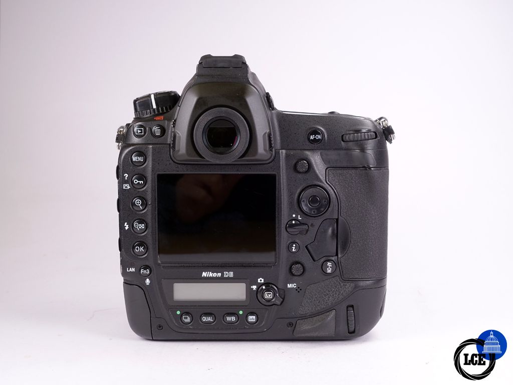 Nikon D6