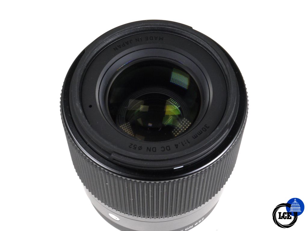 Sigma DC 30mm F1.4 DN - Contemporary - Micro 4/3rds Fitting