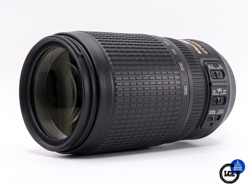 Nikon AF-S 70-300mm F4.5-5.6G VR ED