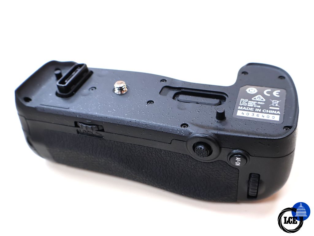 Nikon MB-D18 Multi Power Battery Grip - (Nikon D850)