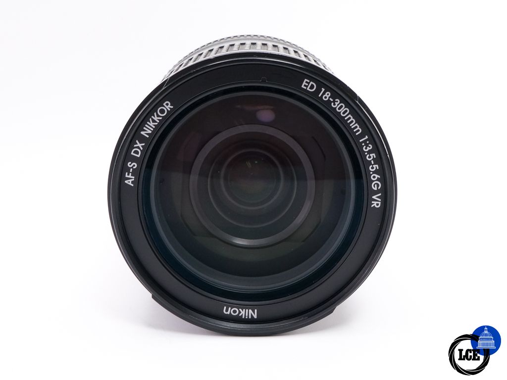 Nikon AF-S 18-300mm F3.5-5.6G ED VR DX