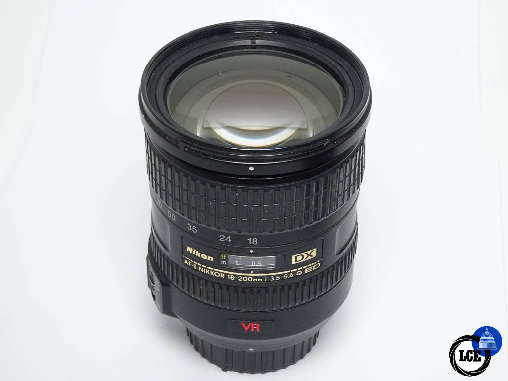 Nikon DX 18-200mm f/3.5-5.6G ED VR 