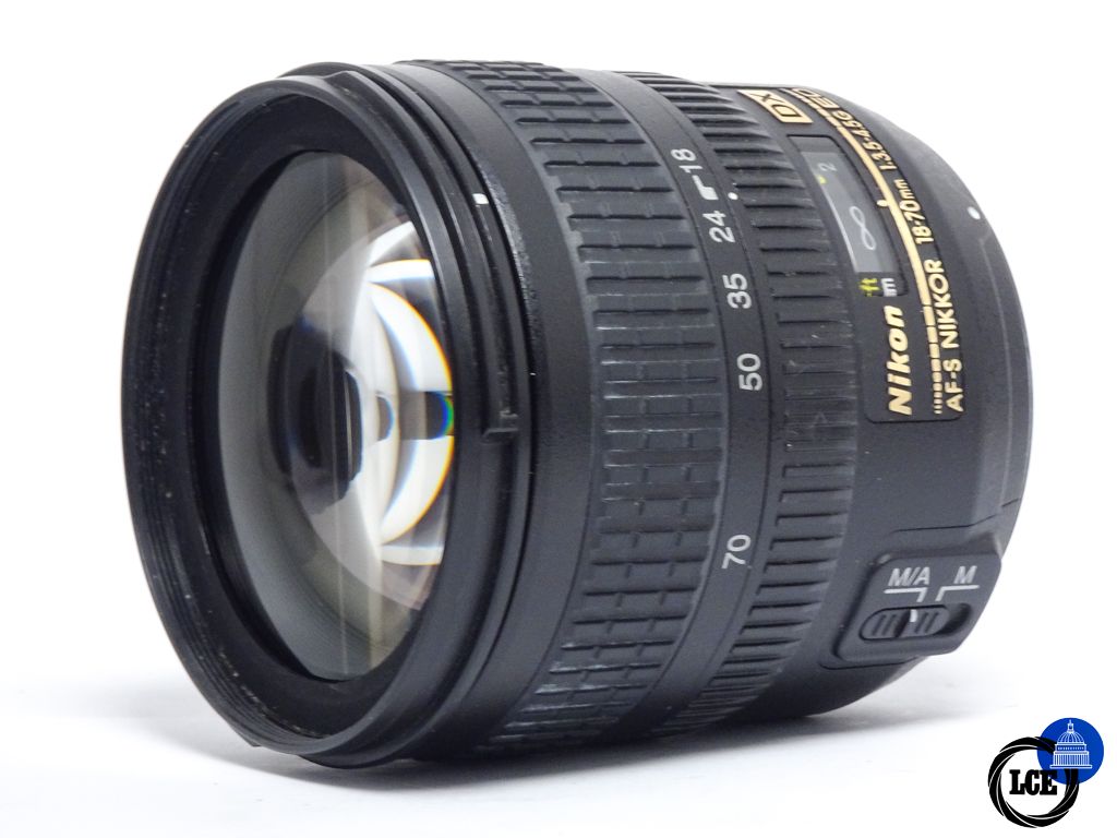 Nikon AF-S 18-70mm f/3.5-5.6 DX