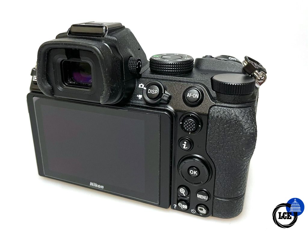 Nikon Z 5 Body ( Low shutter count 1327 )