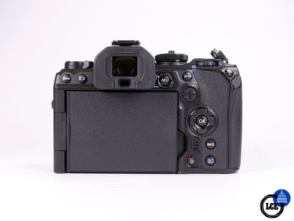 OM SYSTEM OM-1