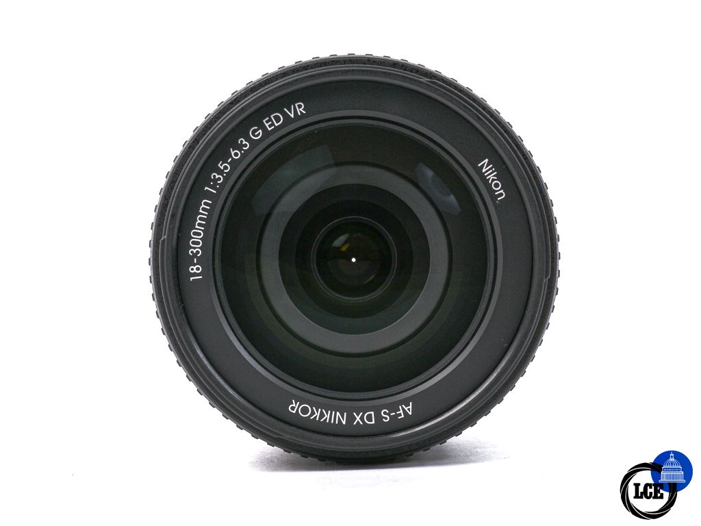 Nikon AF-S 18-300mm f3.5-6.3 G ED VR DX