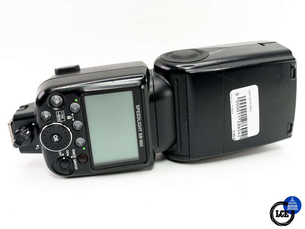 Nikon SB-900 Speedlight