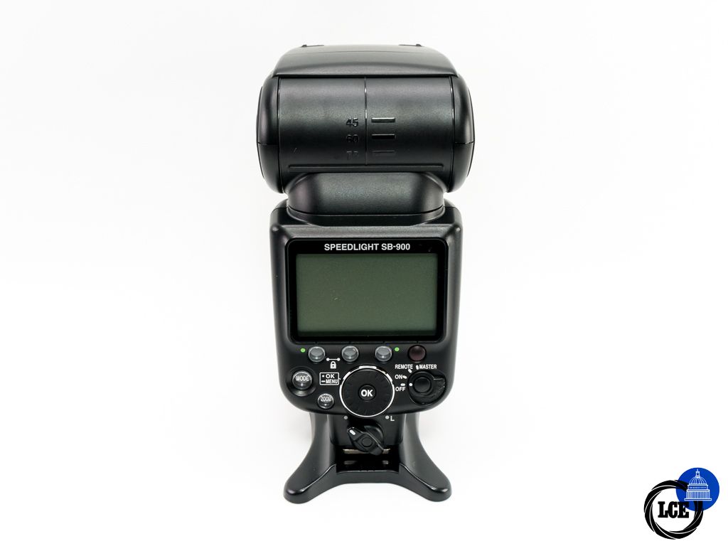 Nikon SB-900 Speedlight