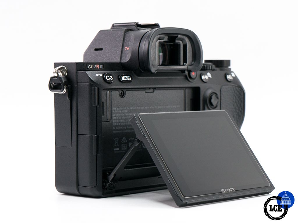 Sony A7R III Body