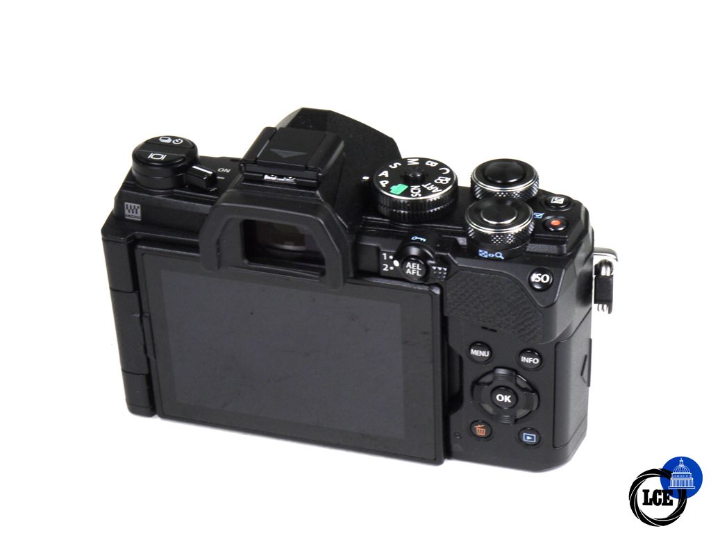 OM SYSTEM OM-5 Body - *550 Shutter Actuations*