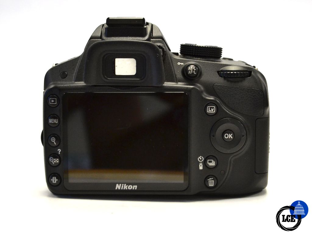 Nikon D3200 + 18-55mm F3.5-5.6 VR II *498 shutter count*