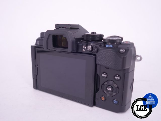 Olympus OM-D E-M5 III ***only 4000 shutter count***