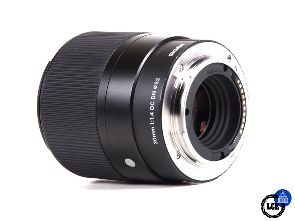 Sigma 30mm F1.4 DC DN Sony E