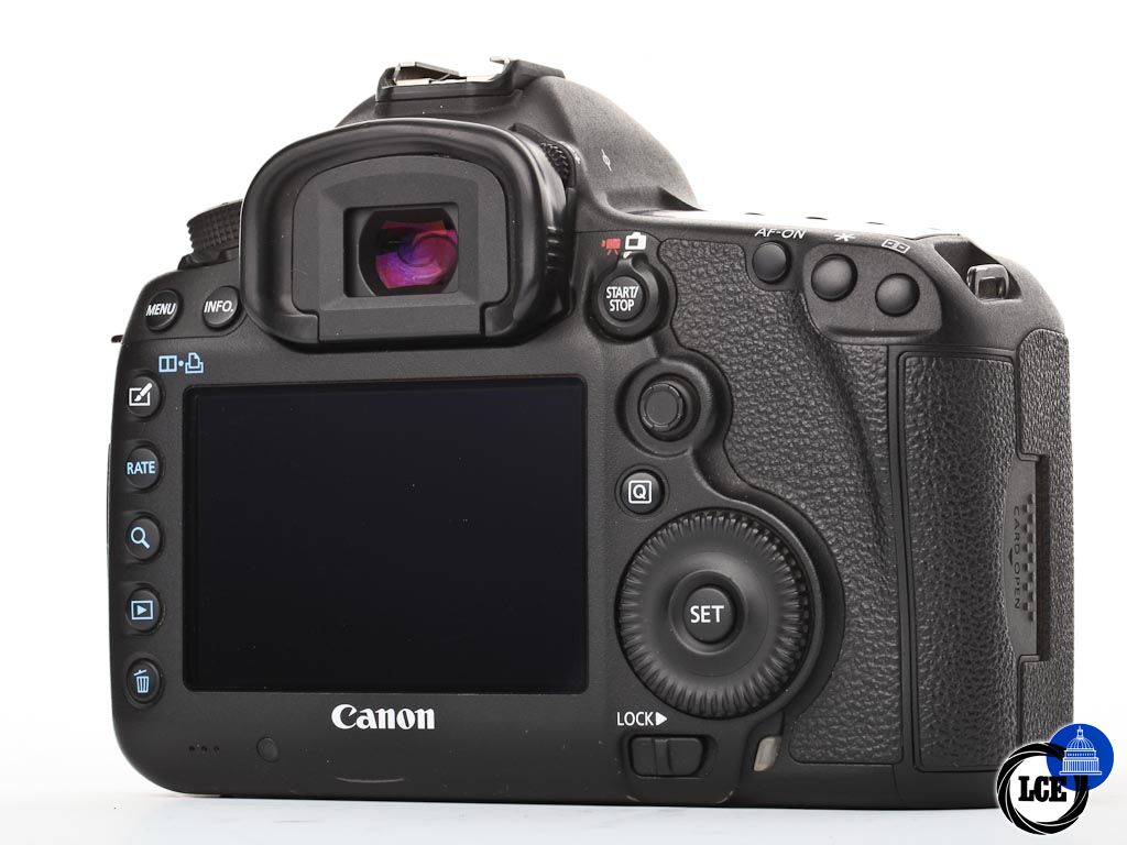 Canon EOS 5D Mark III | 10111425