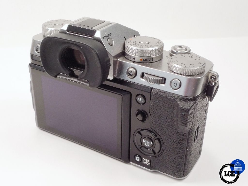 FujiFilm X-T5 Silver Body sub 4.5k sc