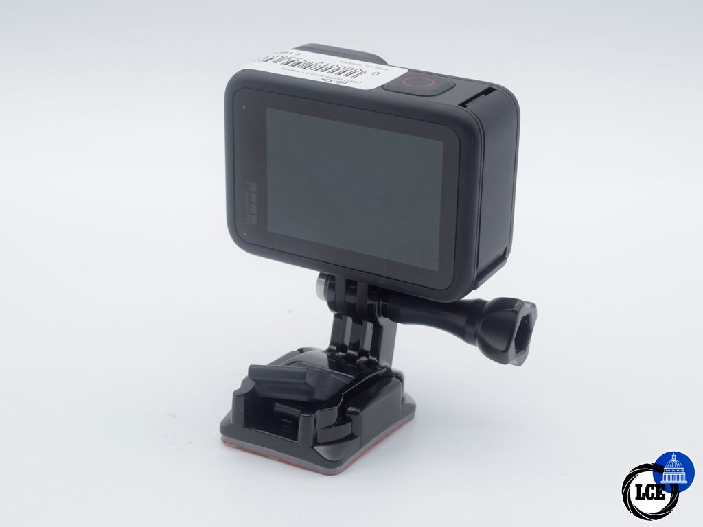 GoPro Hero 9 + Handle/Selphie Stick, Magnetic Clip