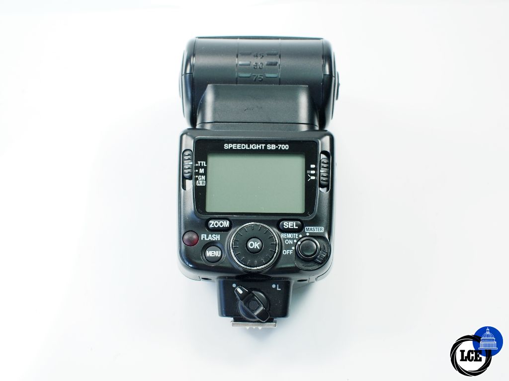 Nikon Speedlite SB-700