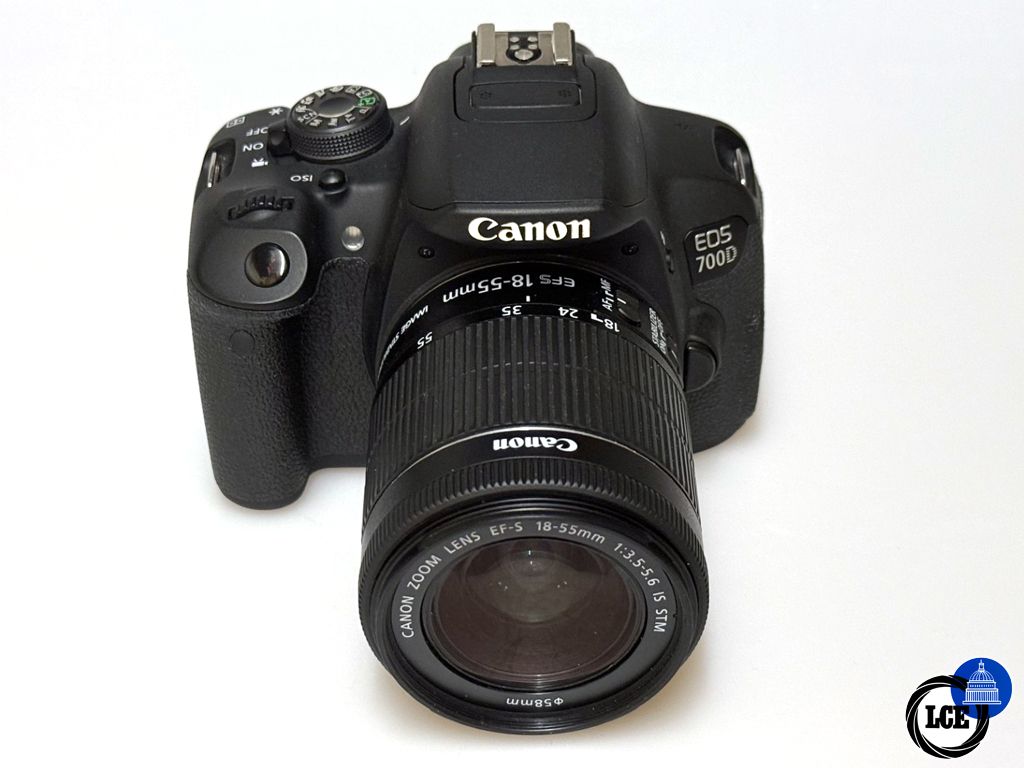 Canon EOS 700D & 18-55mm IS STM 