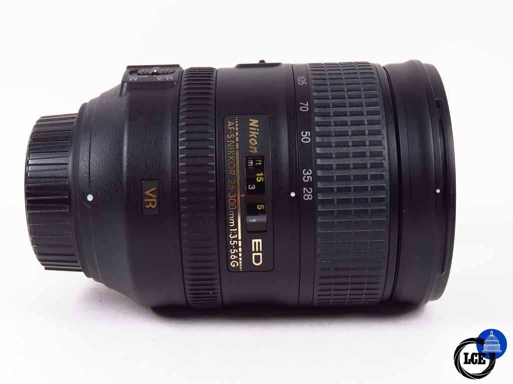 Nikon 28-300mm f3.5-5.6 VR ED AFS