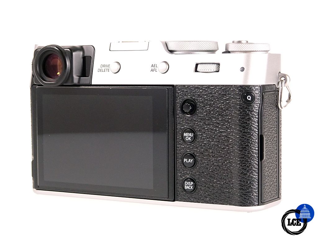 FujiFilm X100V Silver