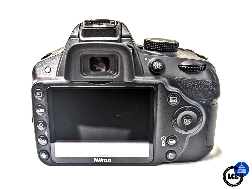 Nikon D3200 + AF-S 18-55mm VR - 14.2k Shutter Count