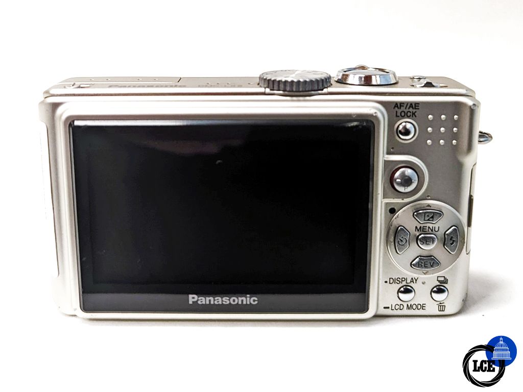 Panasonic Lumix LX2 