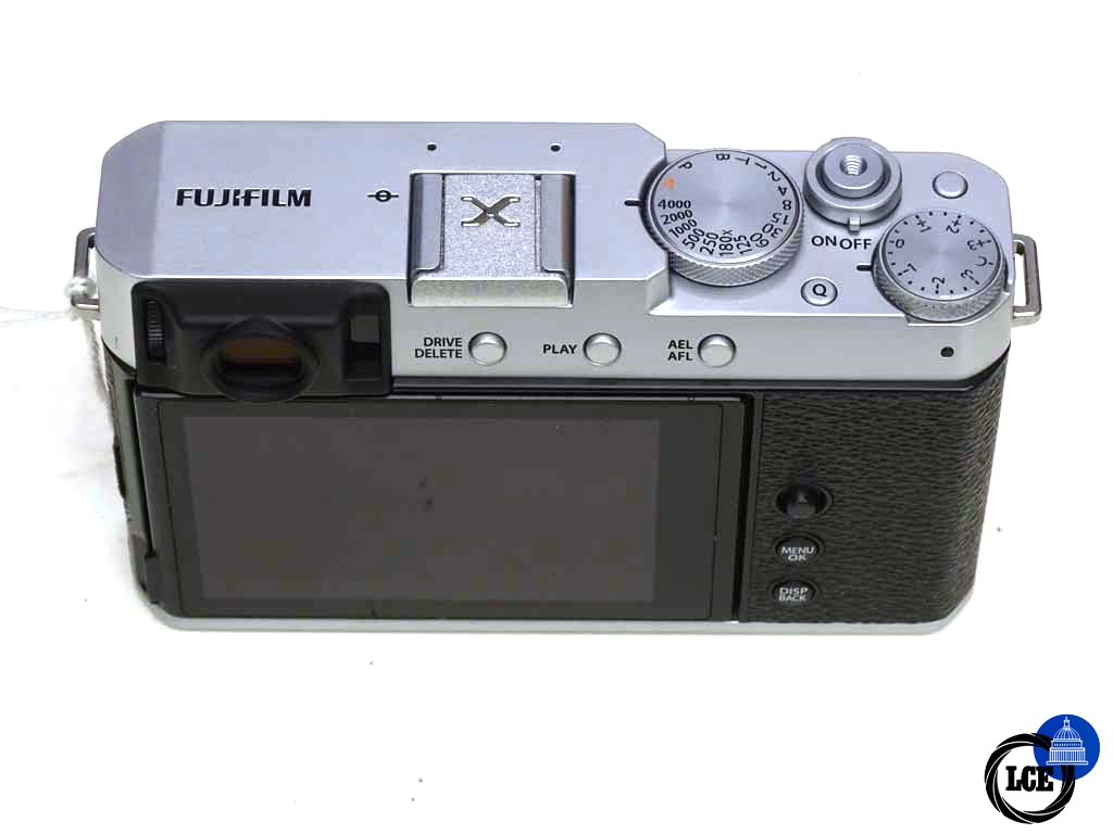 FujiFilm FinePix X-E4