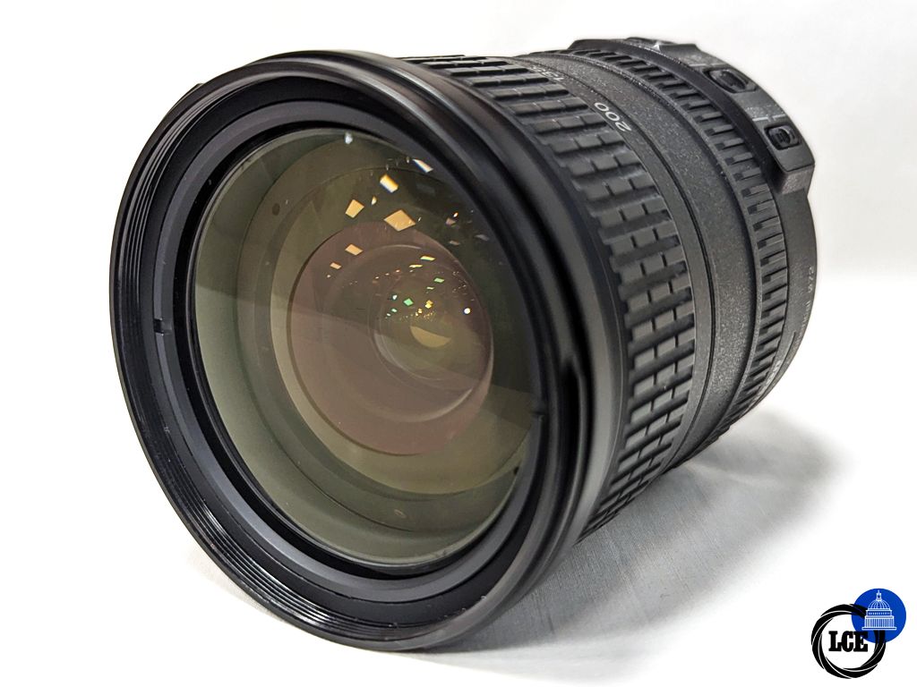 Nikon AF-S 18-200mm F3.5-5.6 G ED DX VR 