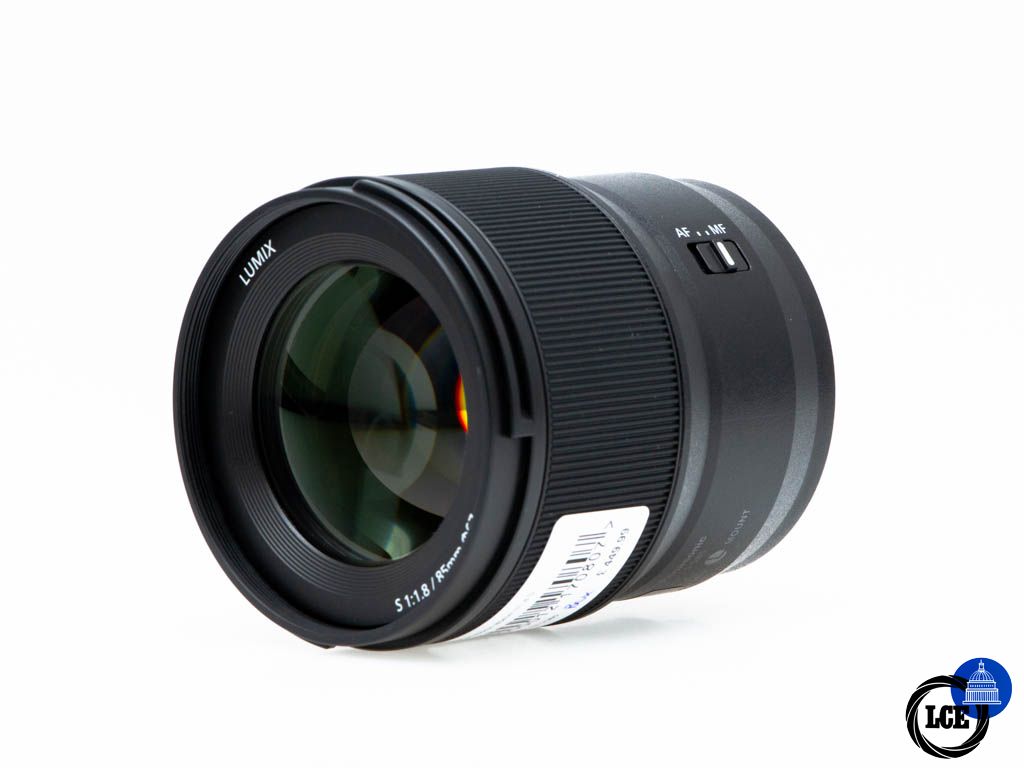 Panasonic Lumix 85mm f/1.8 S - L Mount