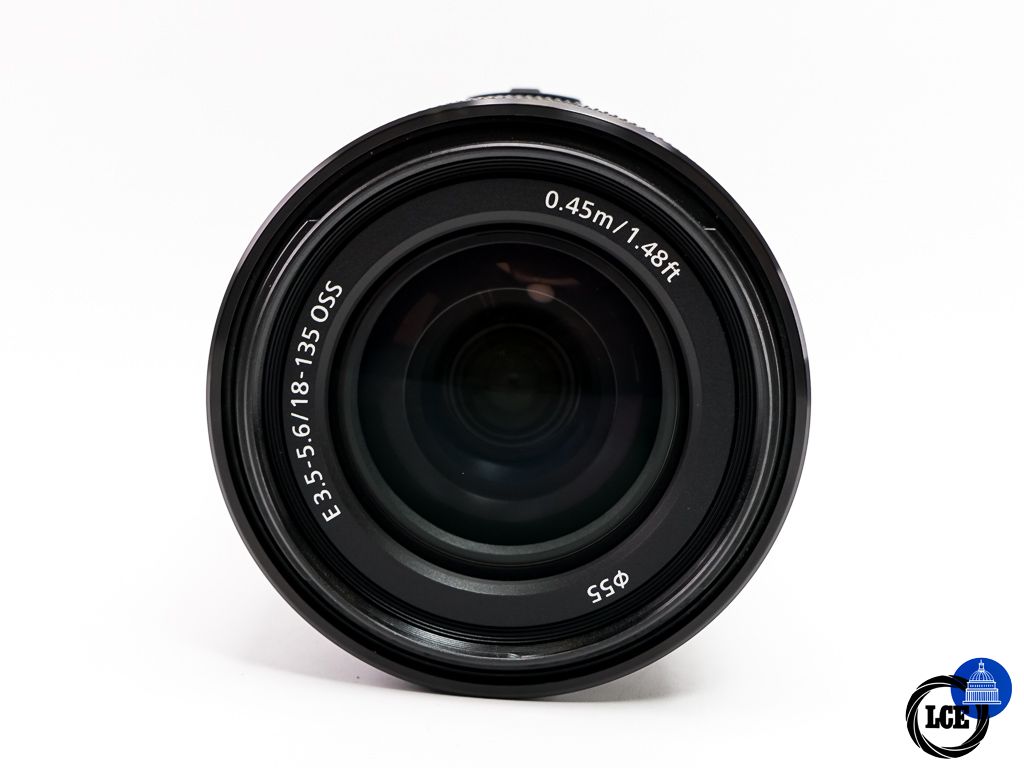 Sony E 18-135mm F3.5-5.6 OSS * BOXED *