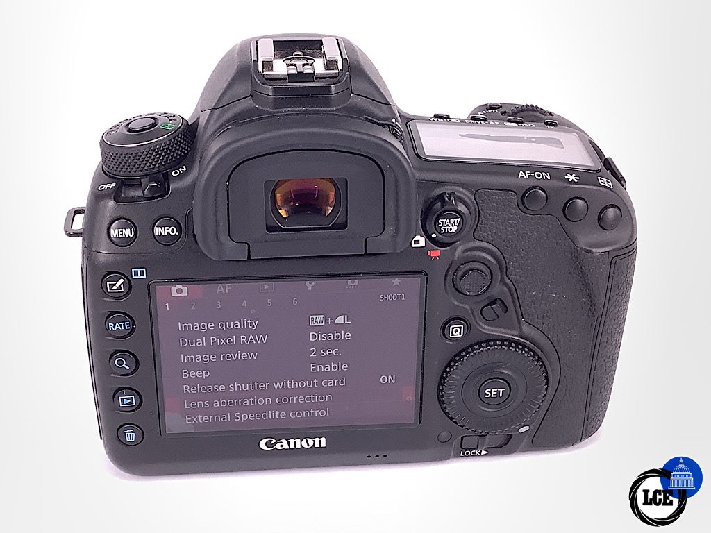 Canon EOS 5D MKIV *4,900 Shots