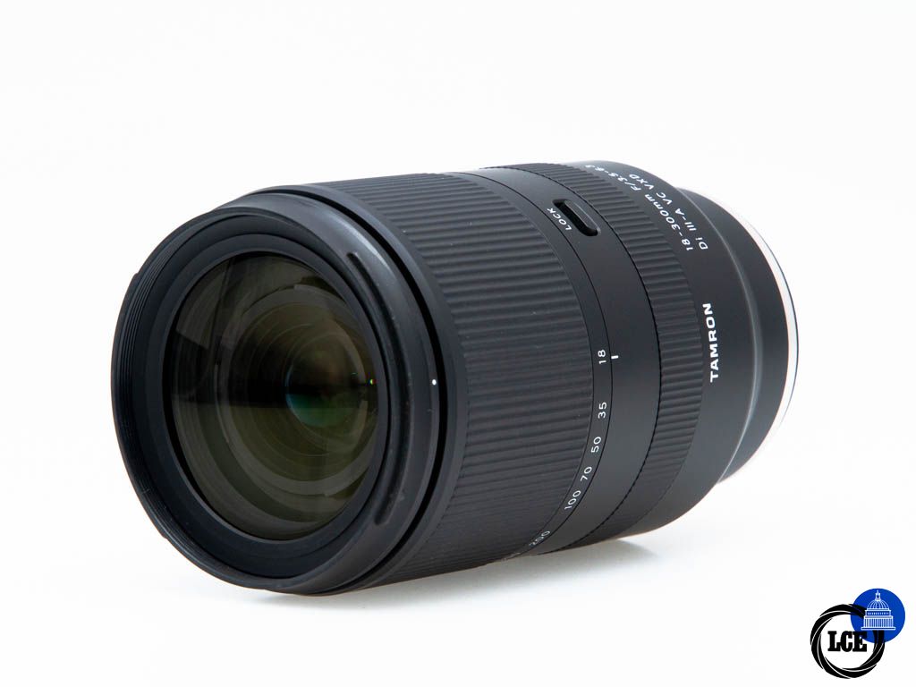 Tamron 18-300mm f/3.5-6.3 Di III-A VC VXD - Sony E