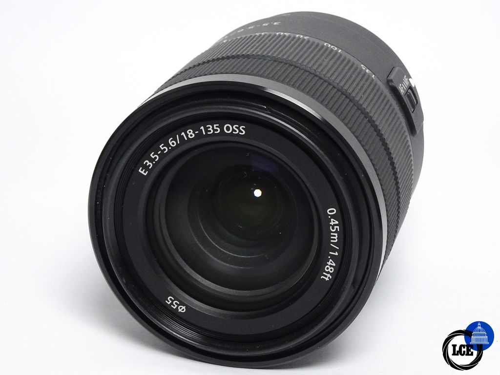 Sony 18-135mm f/3.5-5.6 E OSS