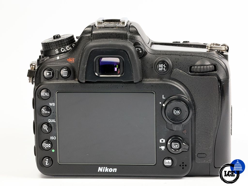 Nikon D7200 BODY *BOXED*