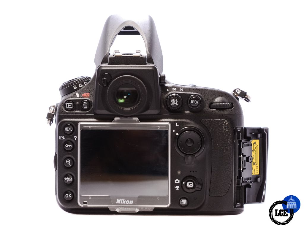 Nikon D800 body *Very low shutter count*