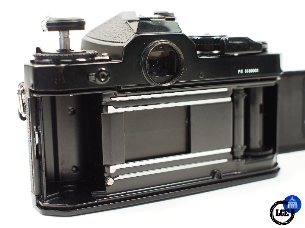 Nikon FE Black paint body