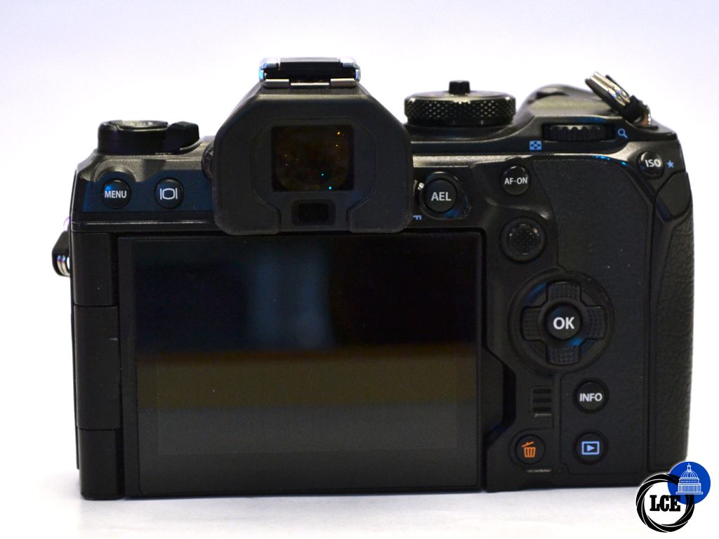 Olympus OM-1 Body (Under 700 Mechanical Shots)