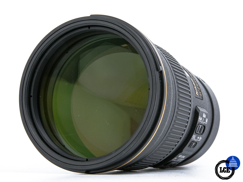 Nikon AF-S 300mm f4E PF ED VR