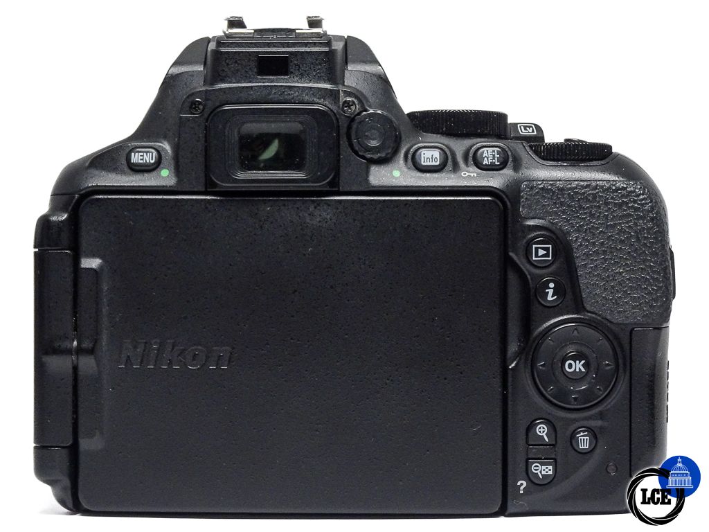 Nikon D5600