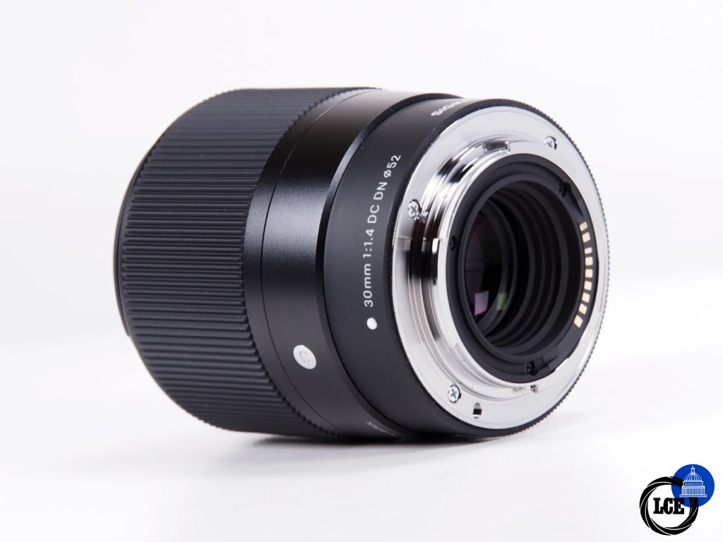 Sigma 30mm F1.4 DC DN Canon M