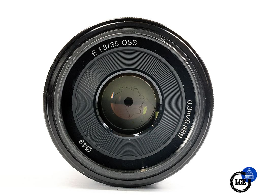 Sony E 35mm f/1.8 OSS