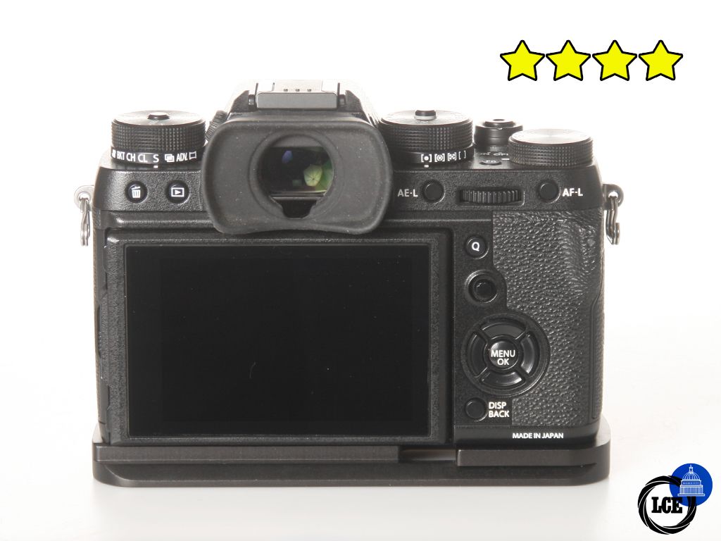 FujiFilm X-T2 Black with JJC Grip (BOXED) Shutter Count 18,735