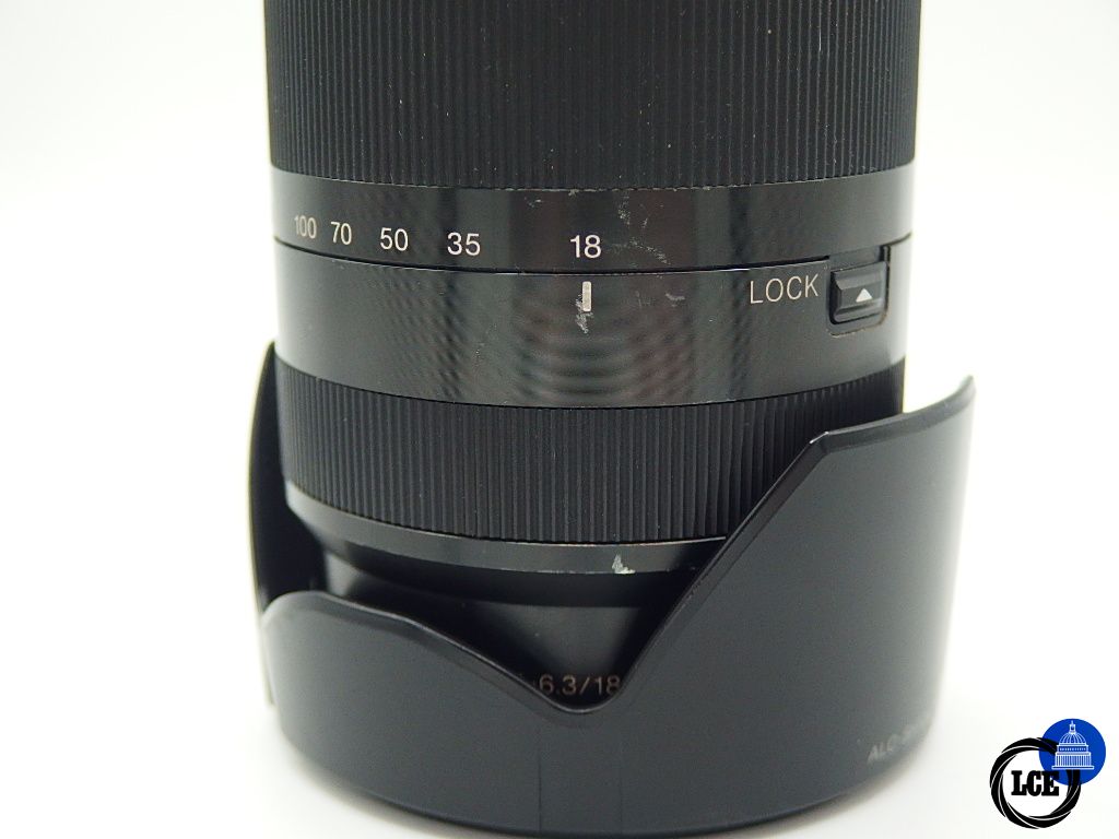 Sony E 18-200mm f/3.5-6.3 OSS