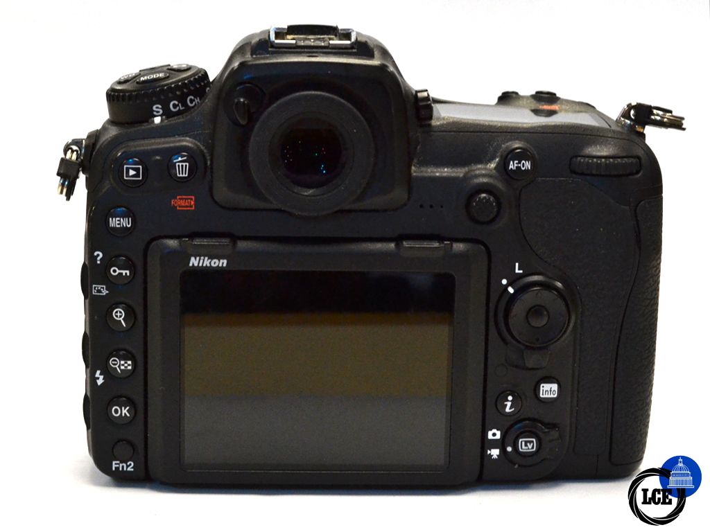 Nikon D500