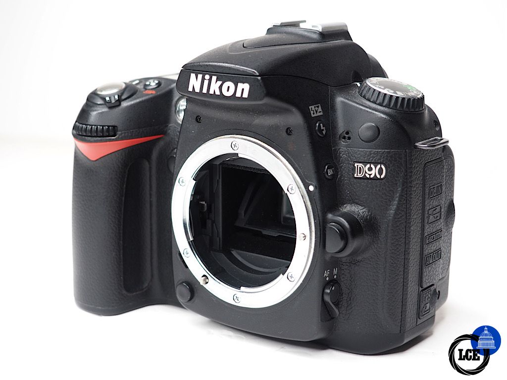 Nikon D90 Body