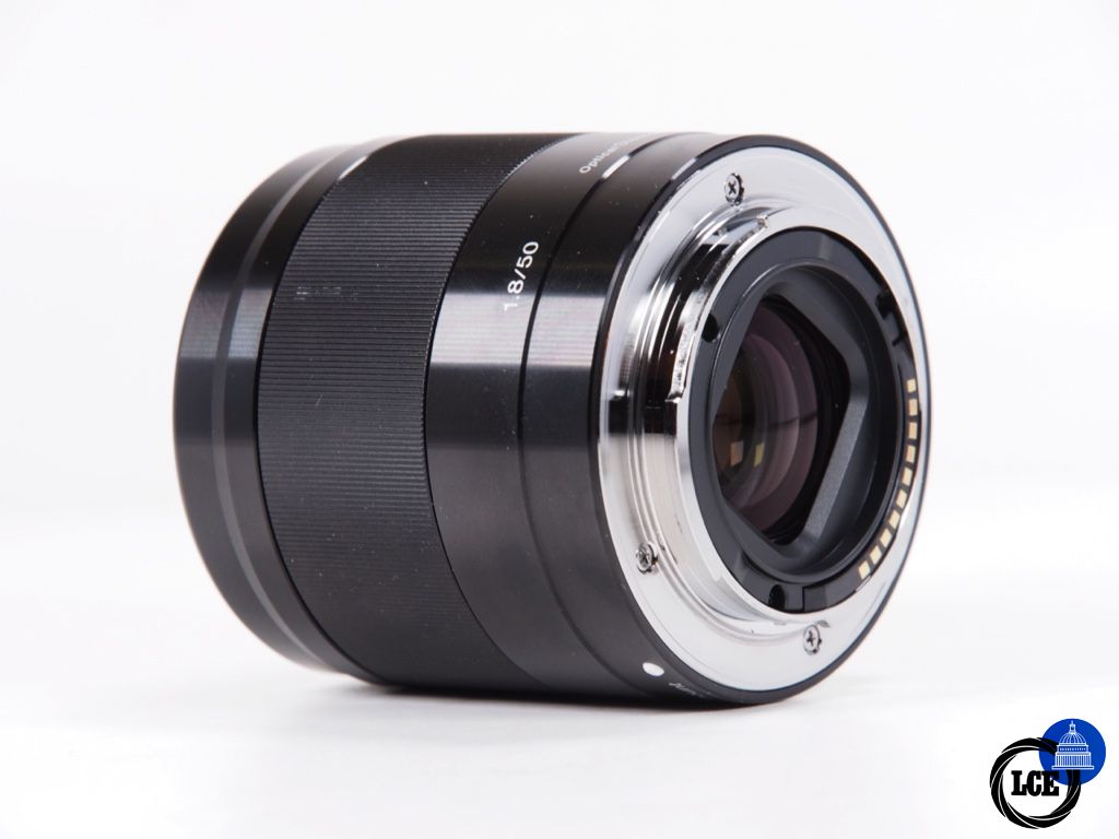 Sony E 50mm F1.8 OSS