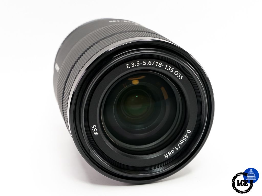 Sony E 18-135mm F3.5-5.6 OSS * BOXED *