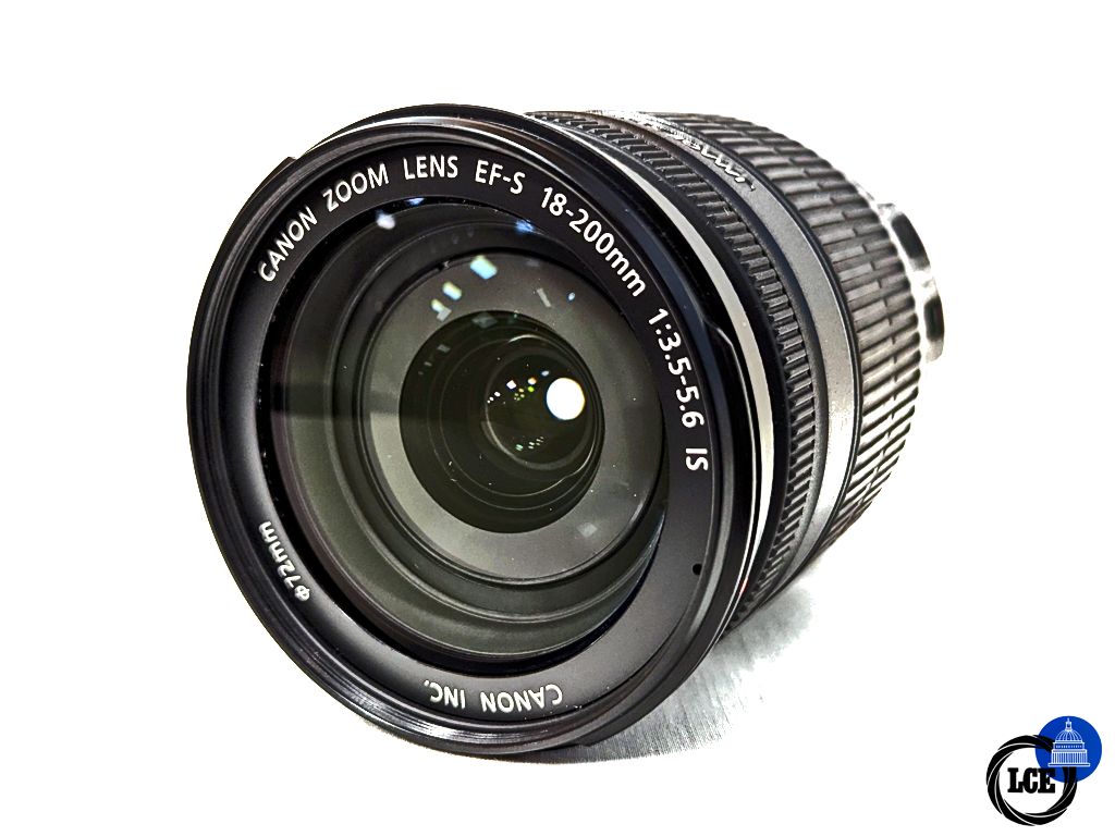 Canon EF-S 18-200mm F3.5-5.6 IS 