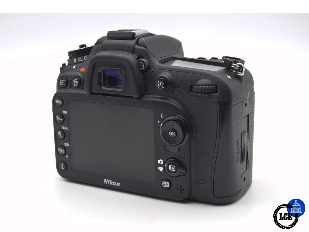 Nikon D7100 Body (2272 Shutter Actuations) 